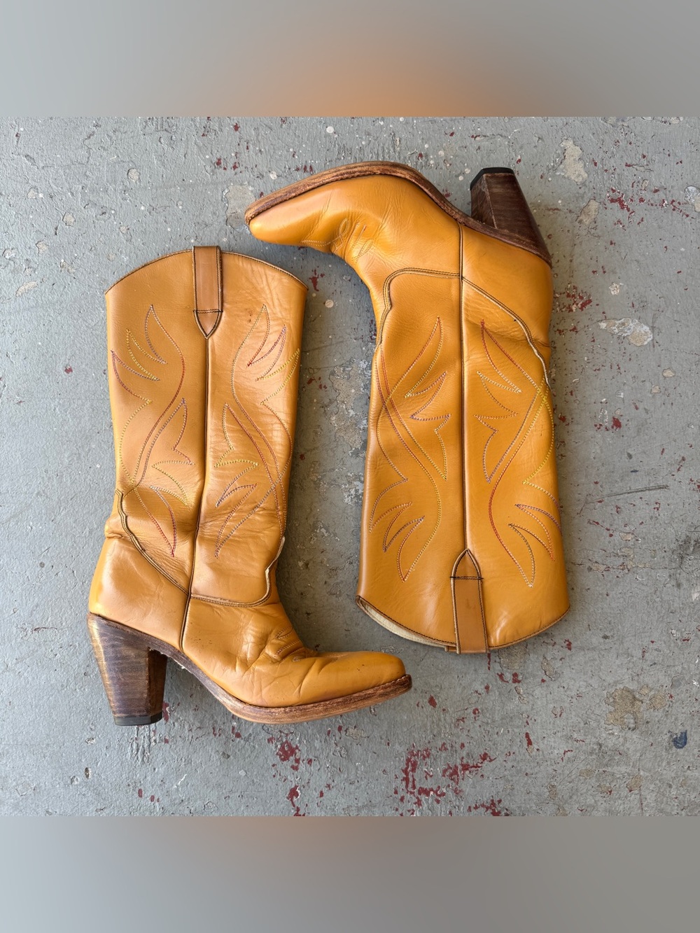 Vintage Tan Leather Cowboy Boots